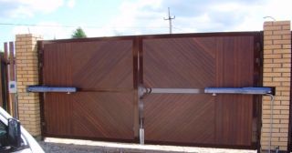 Купить распашные ворота из сэндвич-панелей Коркино, цена от 2773 руб.
