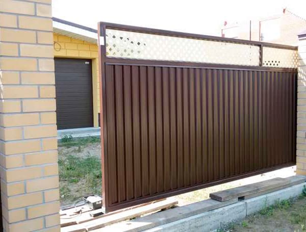Эстетика и Надежность: Ворота Grand Line для Вашего Дома в Коркино от 37451 руб